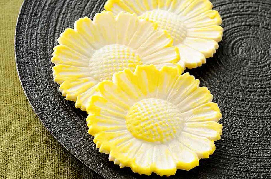 ＜落雁諸江屋＞菊花せんべいの画像