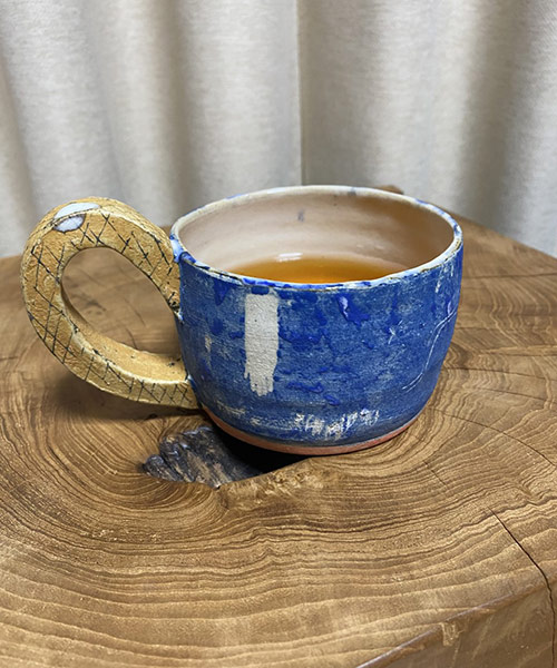 矢尾板克則 色絵マグカップスタッフボイス