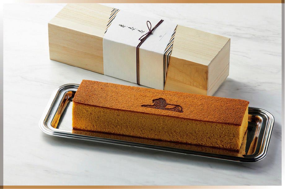 ＜パレスホテル東京スイーツブティック＞日本橋三越限定日本酒ケーキ 壱ノ壱ノ壱の画像