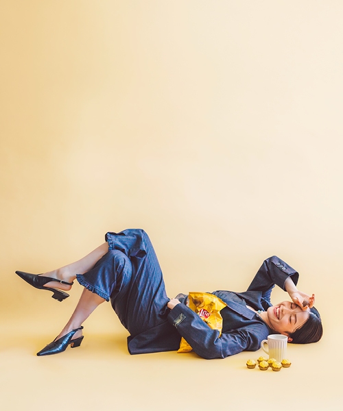 ＜ガニー＞＜ヘンリエンヴァーゴ＞セットアップ・パンプススタイリング画像