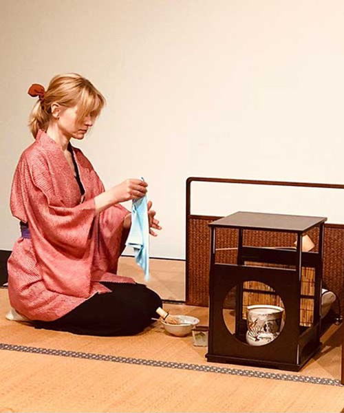 フランス展バイヤー紀行｜憧れのパリジェンヌの世界！アストリッドさん