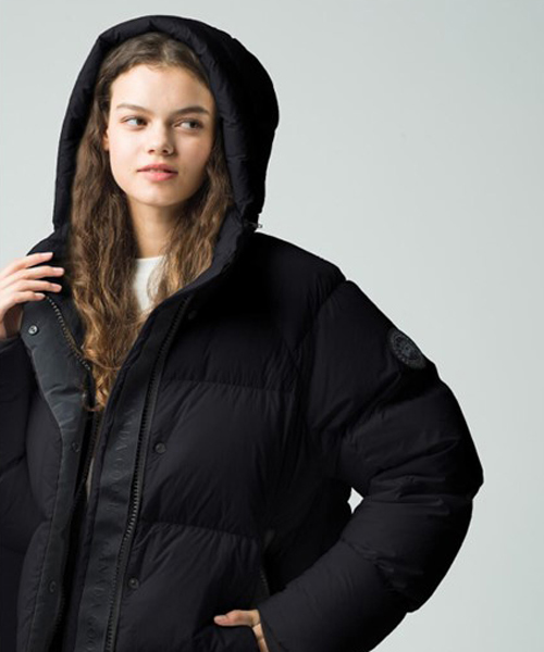 ＜CANADA GOOSE(Women)/カナダグース＞ パッファージャケット 2621WBJの画像