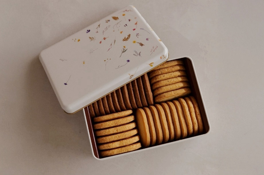 伊勢丹新宿店で見つかる、おいしくてかわいいクッキー缶の手土産