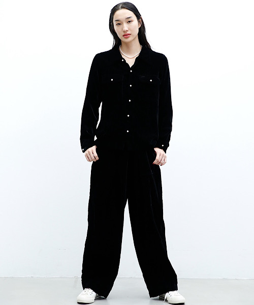 ハーレム パンツ ベルベットの着用画像
