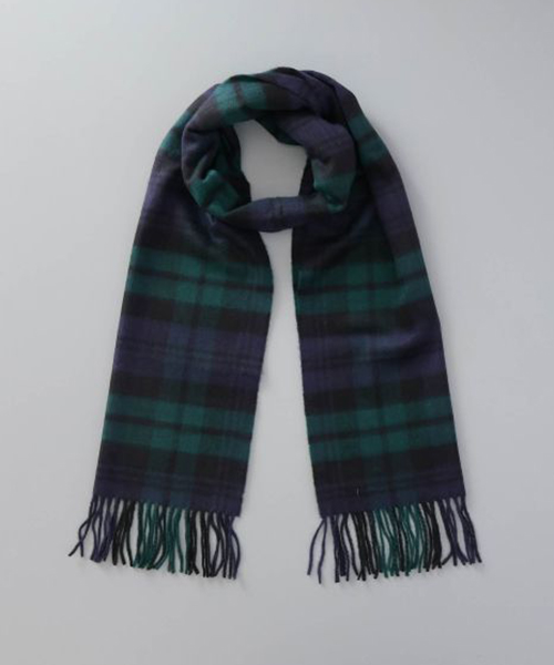 動画で解説！】基本からアレンジまで。マフラー巻き方6選 | 三越伊勢丹