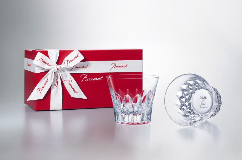 バカラ＞2026年号刻印入りタンブラー「ダリア」登場 ～2026年へ思いを