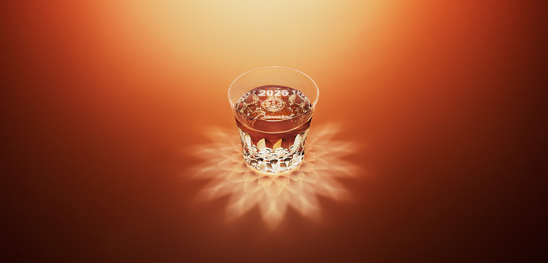 バカラ＞2026年号刻印入りタンブラー「ダリア」登場 ～2026年へ思いを