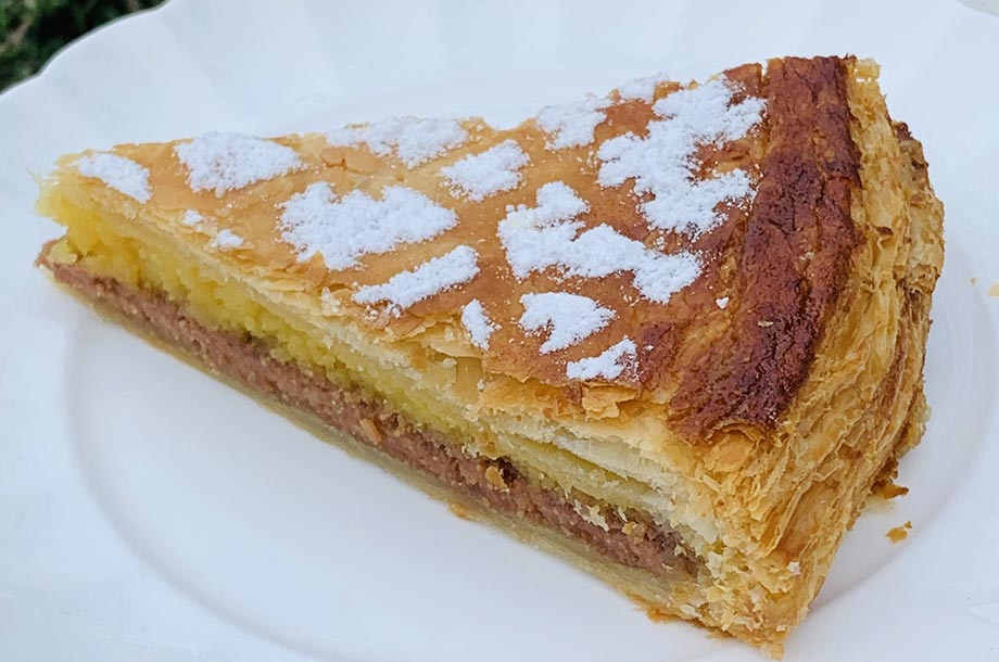 ＜モン ヌヴー＞ガレット・デ・ロワの画像