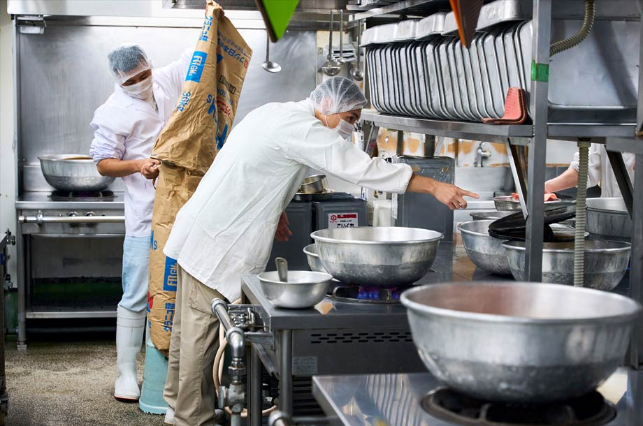 【日本橋三越本店】＜日本橋弁松総本店＞のお弁当づくりに密着！