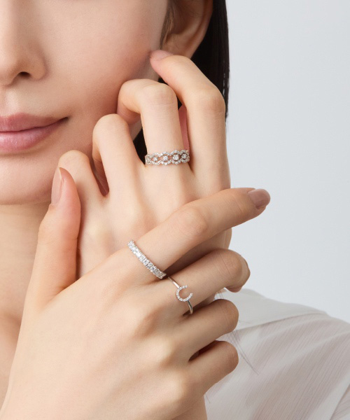 【DECORATIVE】 プラチナのしなやかと強さが叶える繊細な装飾の使用画像