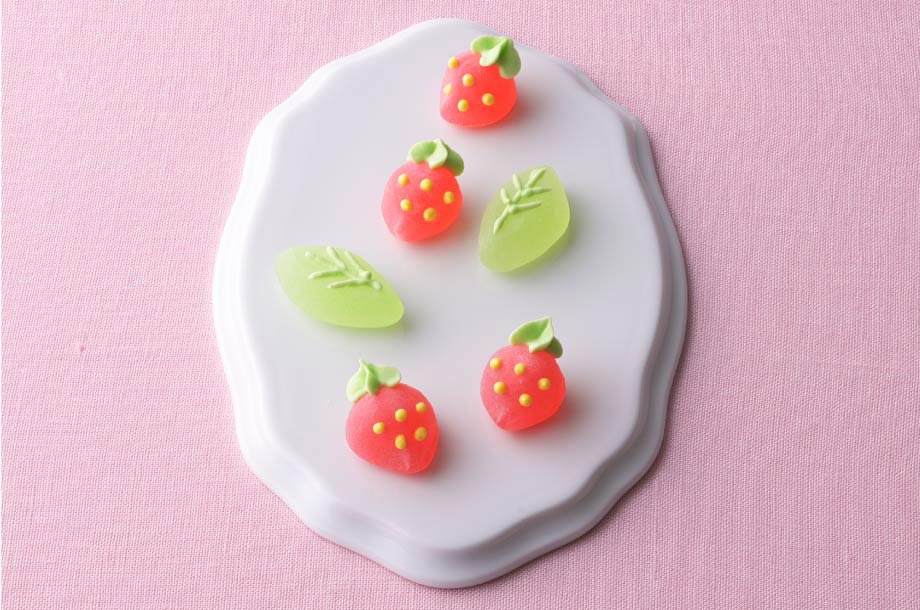 京都＜俵屋吉富＞糖蜜ボンボン「いちご」の画像