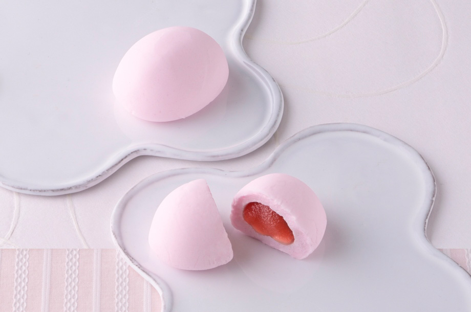 福岡＜石村萬盛堂＞あまおう苺鶴乃子の画像