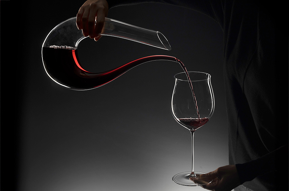 リーデル＞がご提案するデキャンタージュとは？その効果と、初心者にも