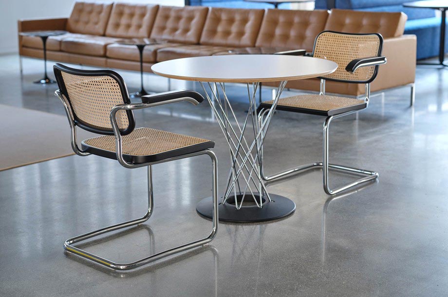 座ってわかる名作チェア＜Knoll/ノル＞「チェスカチェア」の魅力