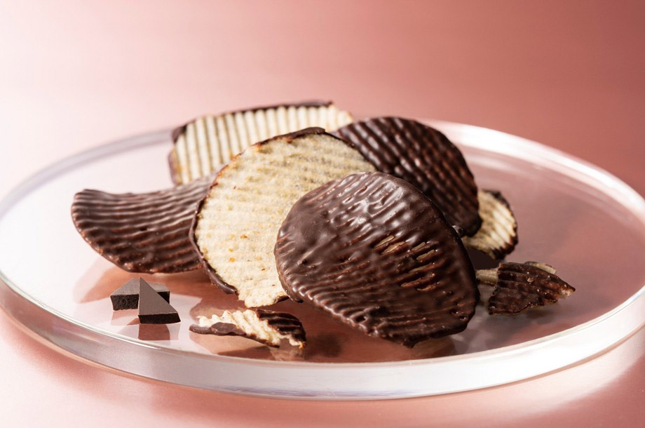 ポテトチップス チョコレート ダークの画像