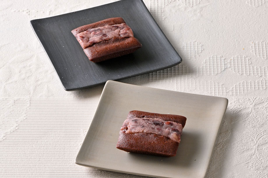 丹波大納言小豆あんバターケーキショコラの画像　