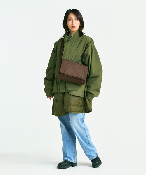 素材の表情を楽しむ。＜PORTER＞のSMOKYシリーズをデイリーに | 三越