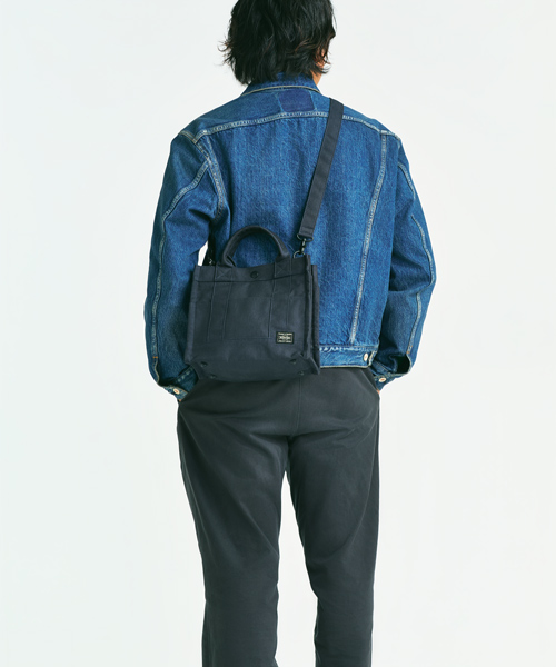 素材の表情を楽しむ。＜PORTER＞のSMOKYシリーズをデイリーに | 三越