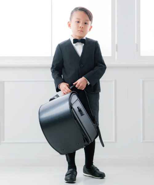 ブラック”を追求した＜BLACKness/ブラックネス＞｜三越伊勢丹