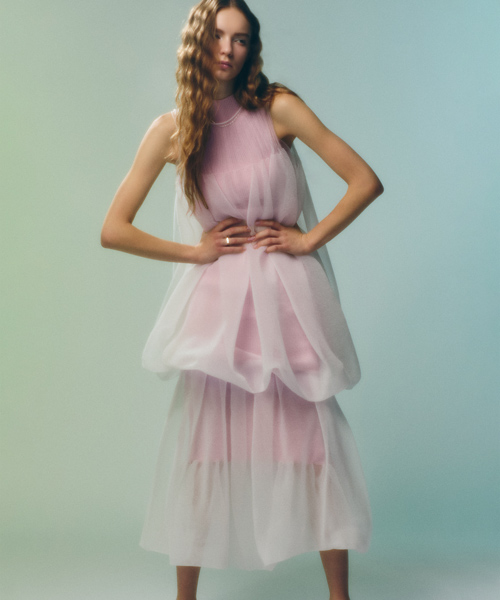 透明感とやわらかなカラーでみせる新境地｜＜CFCL＞VOL.11 Collection