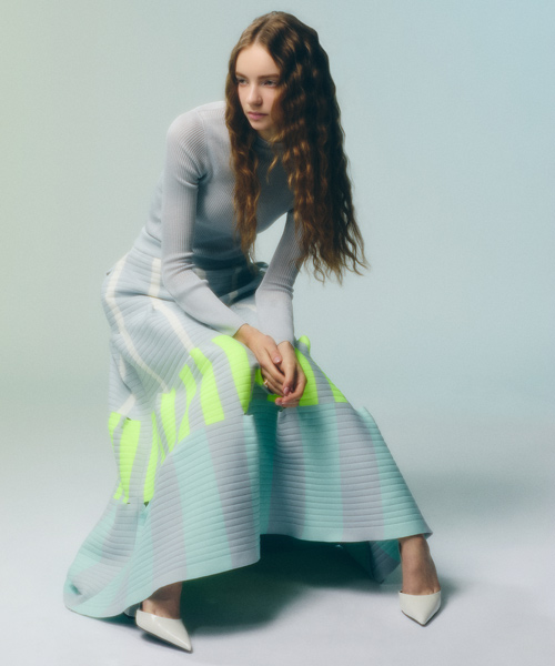 ＜シーエフシーエル＞ブロックカラーワンピースの着用画像