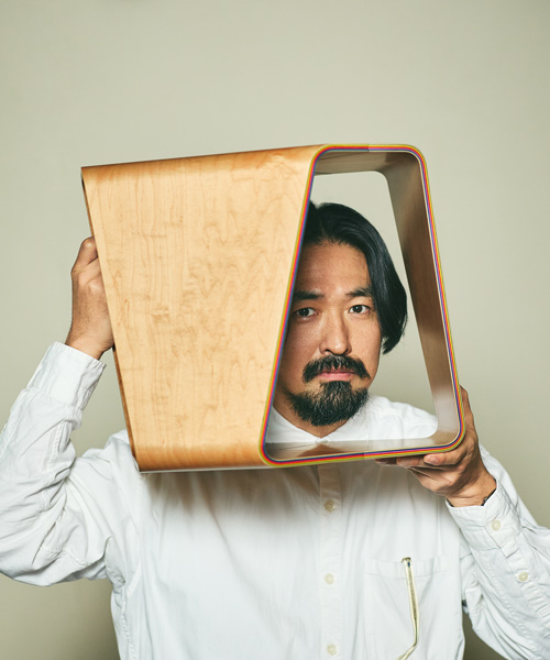 天童木工＞名作スツールに新たな色彩を取り入れる by HAROSHI | 三越