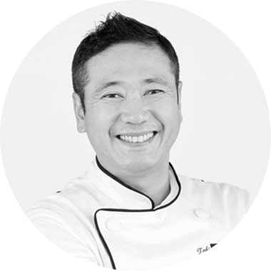 トシ・ヨロイヅカのプロフィール画像