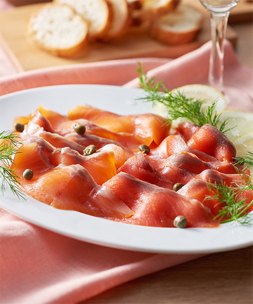 天然スモークサーモン食べ比べの画像