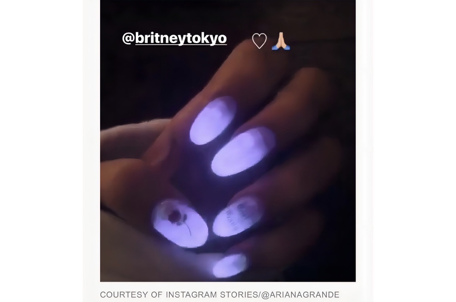 Britney TOKYO Art Exhibition Stay Wild！_アリアナ・グランデのネイルアートの画像