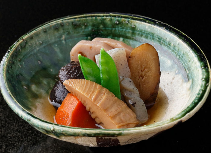 大歳の市_＜なだ万厨房＞お煮しめの画像